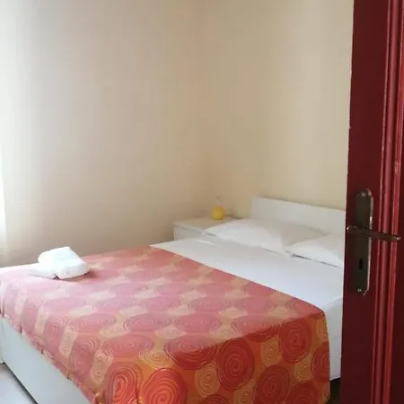 Apartment Acquamarina Mt *
